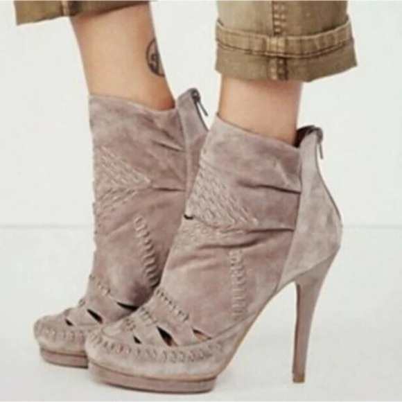 Shoes - Jeffrey Campbell X Free People Heels